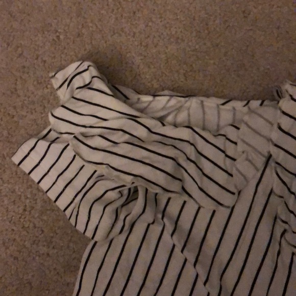 White striped shirt - Picture 3 of 3